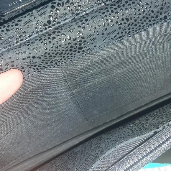 Chanel Wallet On Chain - Picture 8 of 16